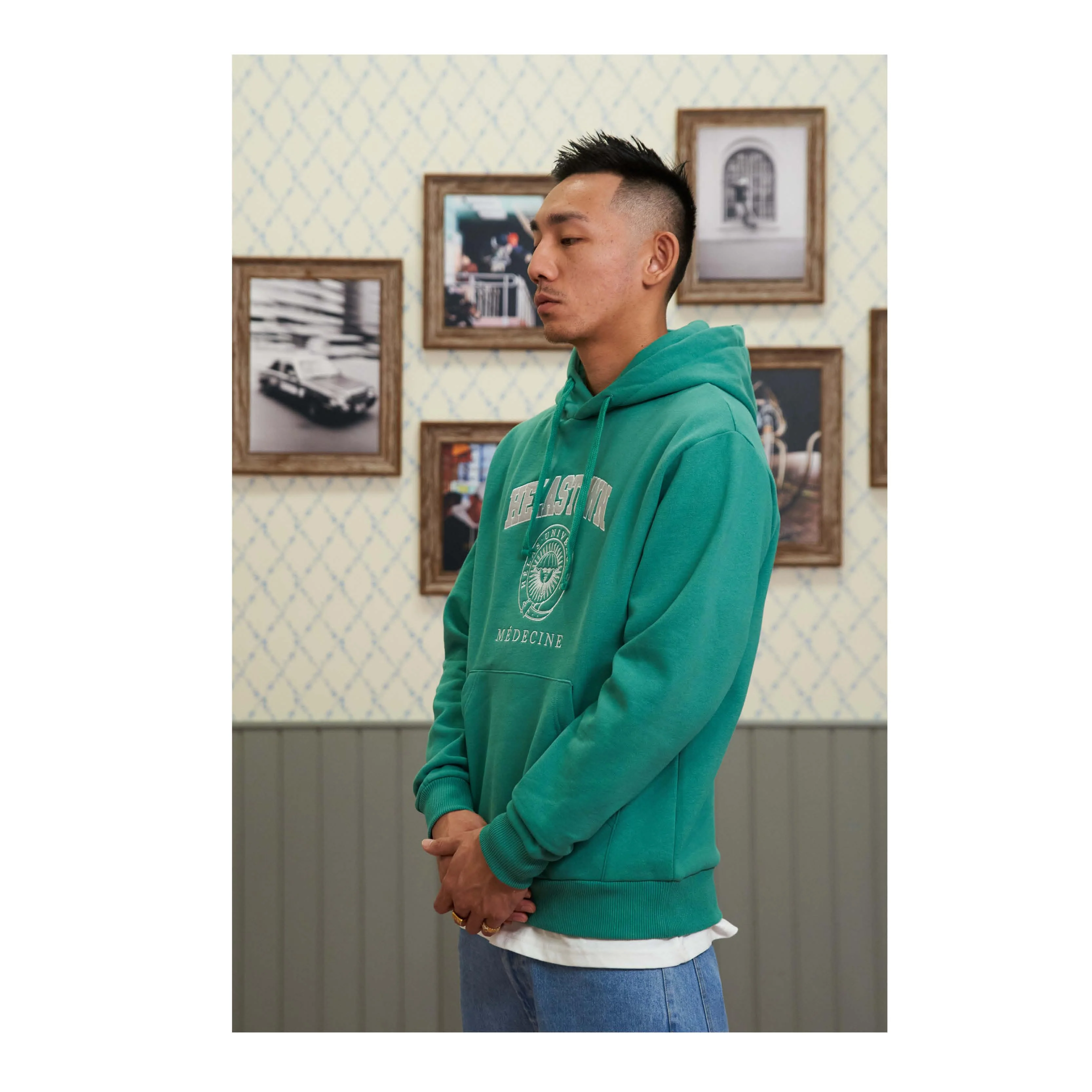 HELASTOWN HOODIE GREEN - Image 9