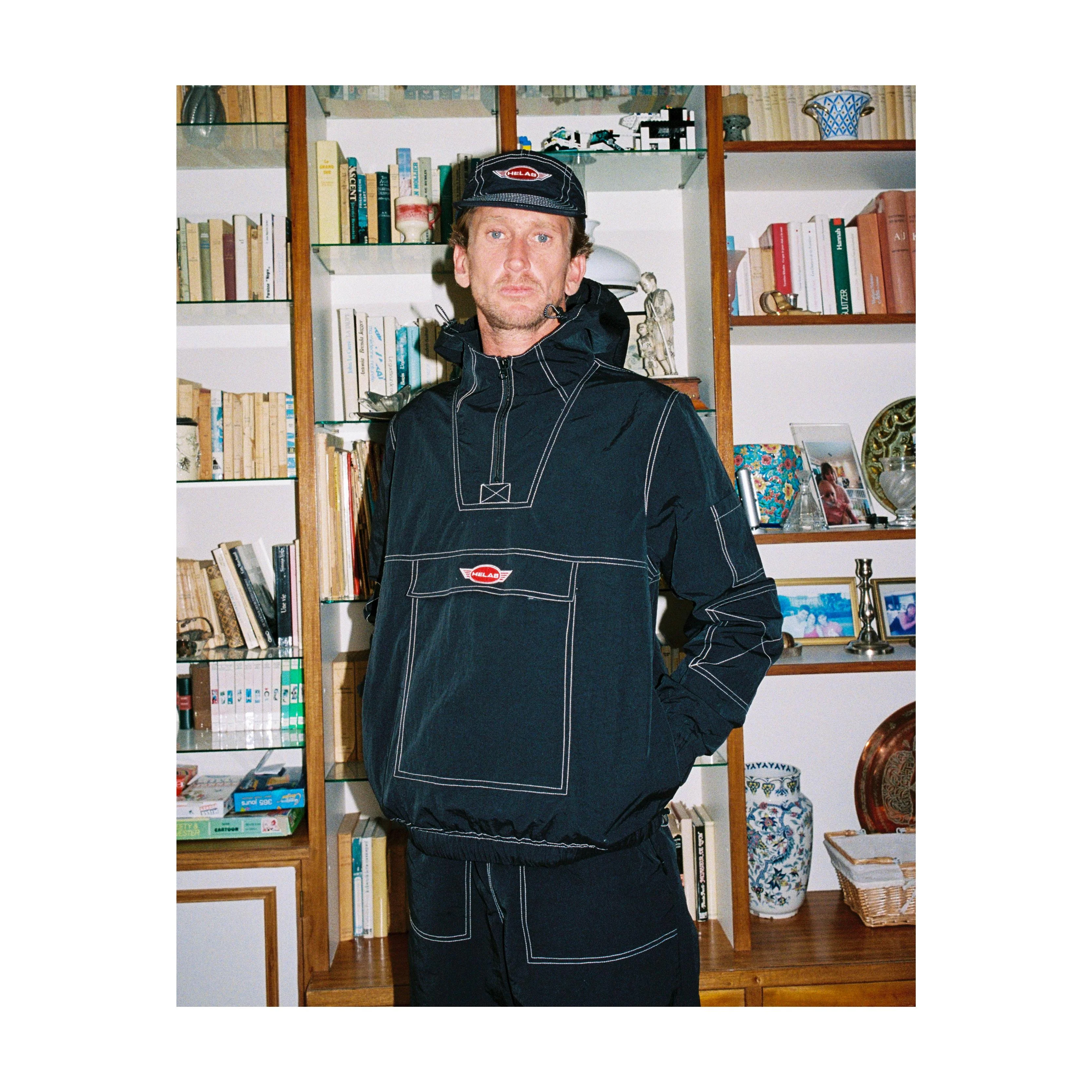 SEAMS QUARTER ZIP JACKET BLACK - Image 8